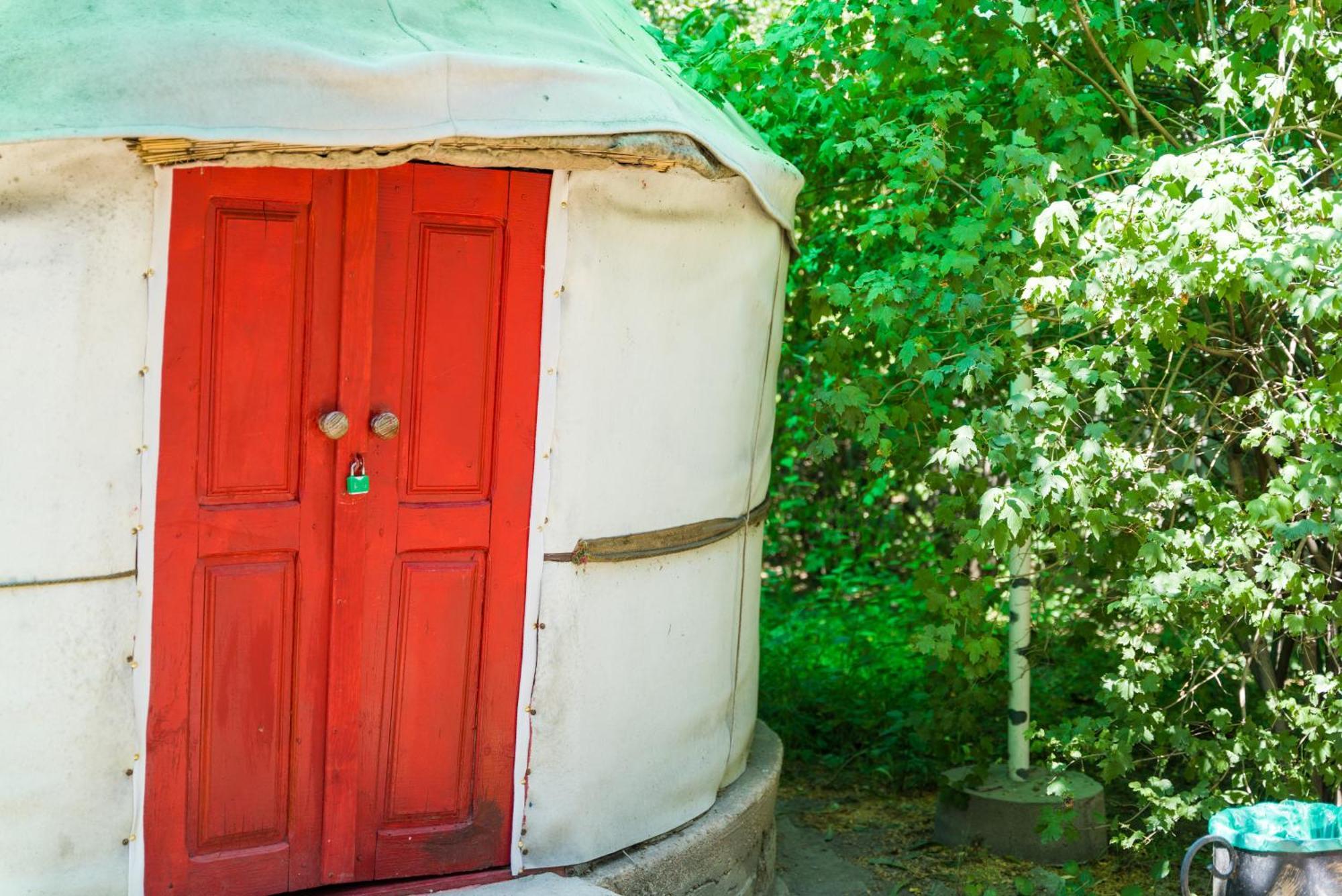 Arista Yurt Camp Hotel Karakol Exterior foto