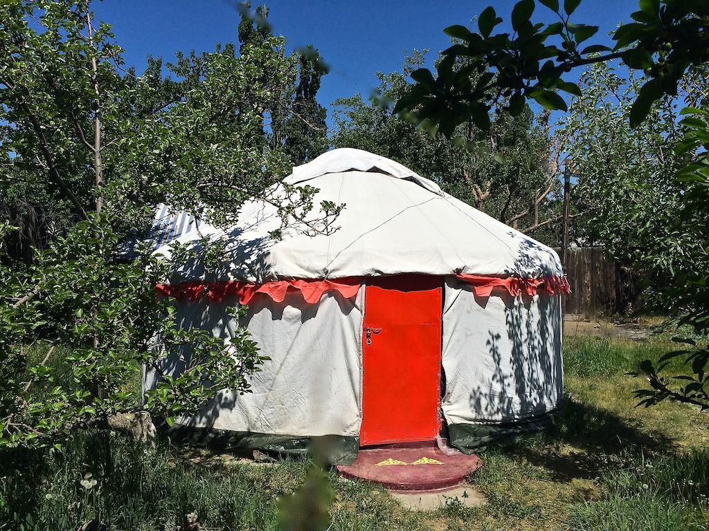 Arista Yurt Camp Hotel Karakol Cameră foto