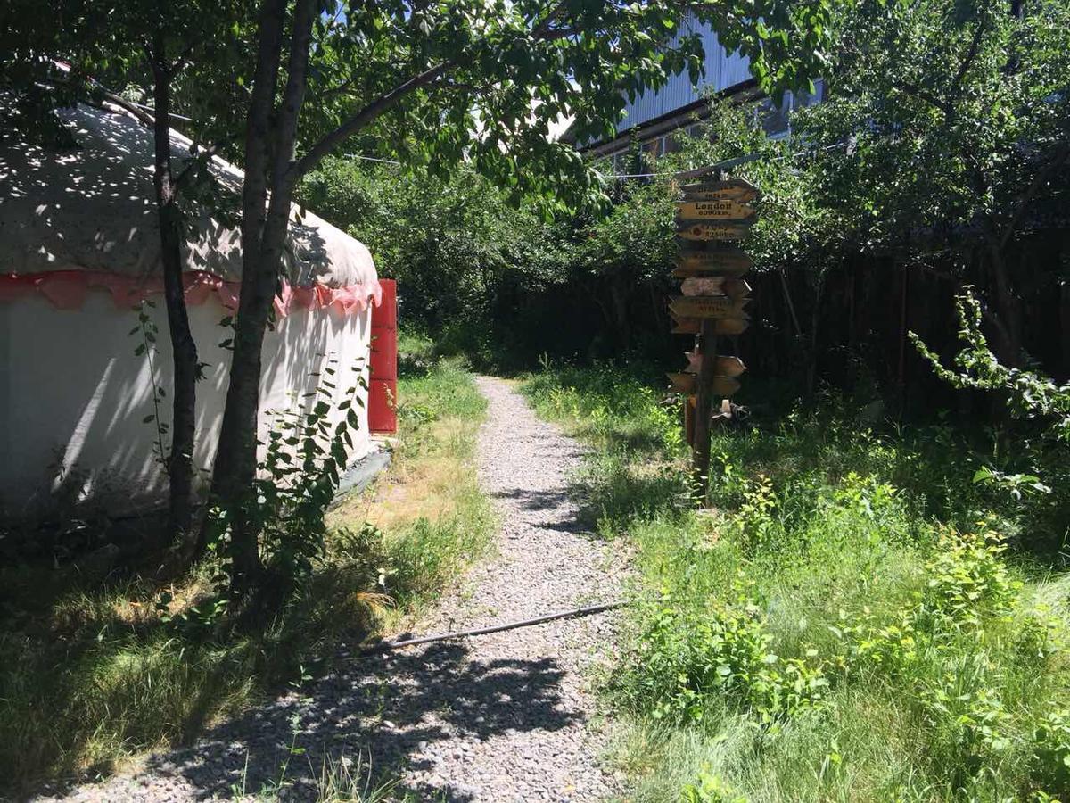 Arista Yurt Camp Hotel Karakol Exterior foto